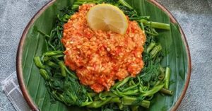 Menggugah Selera Dengan Kelezatan Resep Plecing Kangkung Pedas Segar Khas Lombok